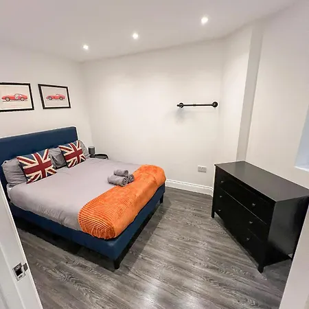 1-Bedroom Apartments In Shoreditch, Old Street, Hoxton London Exterior photo